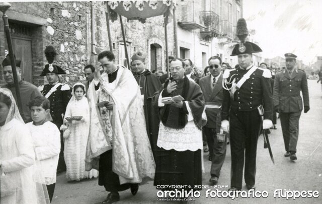 Visita-pastorale-di-S.-E.-ZANETTI-alla-Parrocchia-di-Olivarella-il-11-12-55